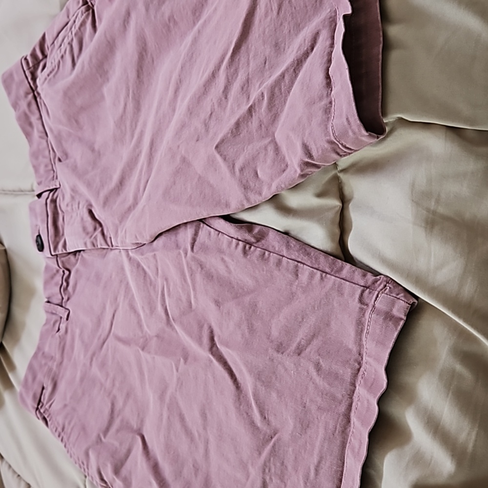 Men/teen Gap shorts